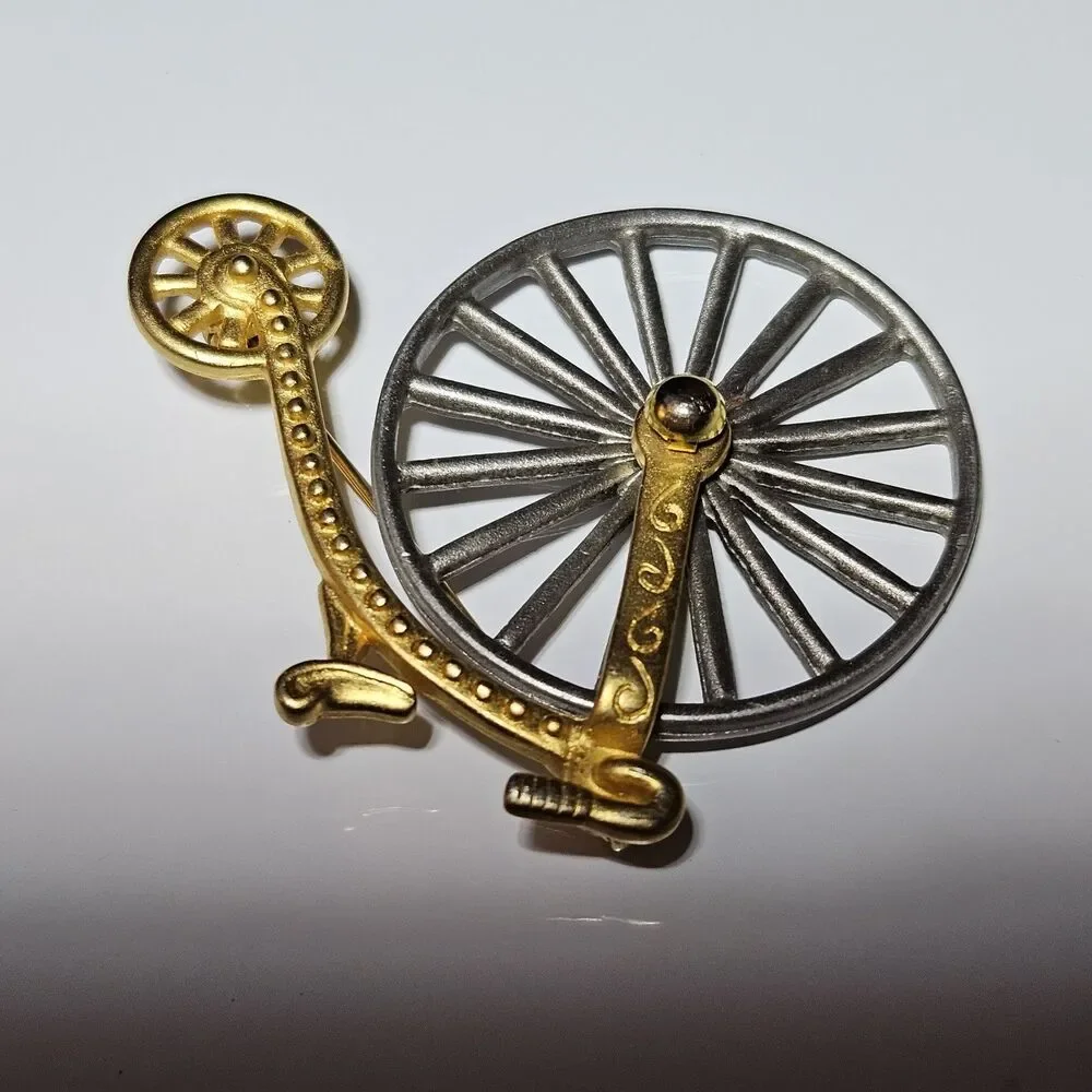 Vintage JJ Jonette Silver & Gold Tone Bicycle Spinning Wheel Articulated Pin